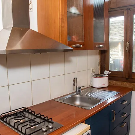 Medieval Hamlet Malpertus Bed & Breakfast 3*