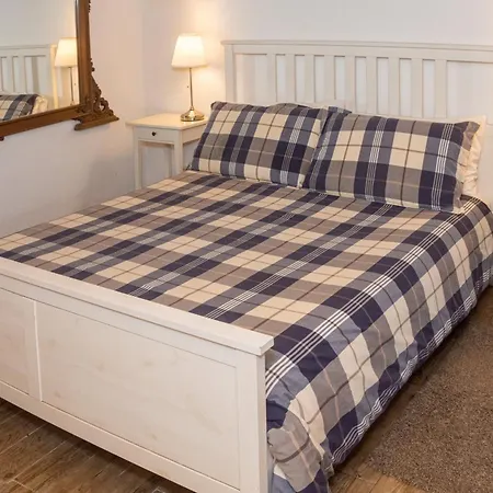 Medieval Hamlet Malpertus Bed and breakfast 3*