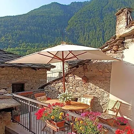 Bed & Breakfast Medieval Hamlet Malpertus